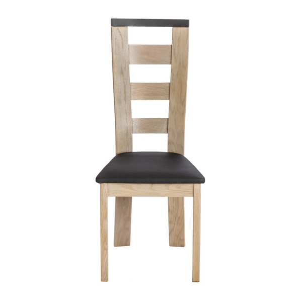 Chair Liza Lelièvre