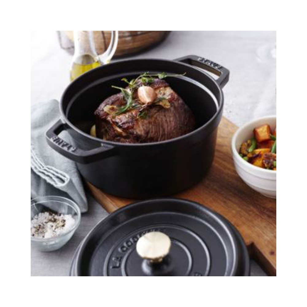 STAUB LA COCOTTE 24マスタード Amazon.com: STAUB Cast Iron Roaster/Cocotte, Round, 24 cm