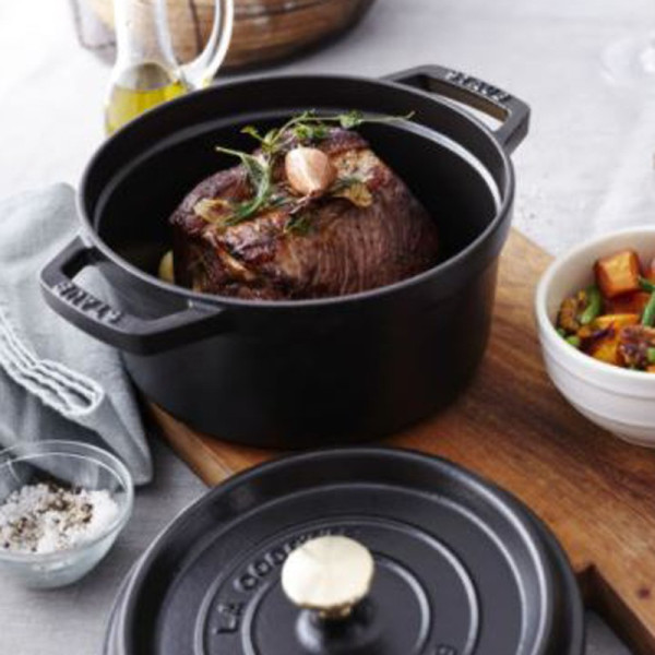 STAUB LA COCOTTE 鍋 24cm 黒 Buy Staub Cast Iron Cocotte | ZWILLING.COM