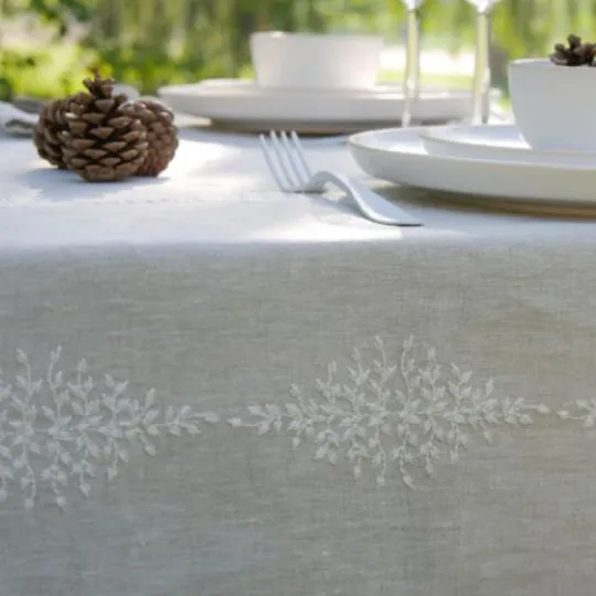 Reseda tablecloth Charvet linen - 2 colors