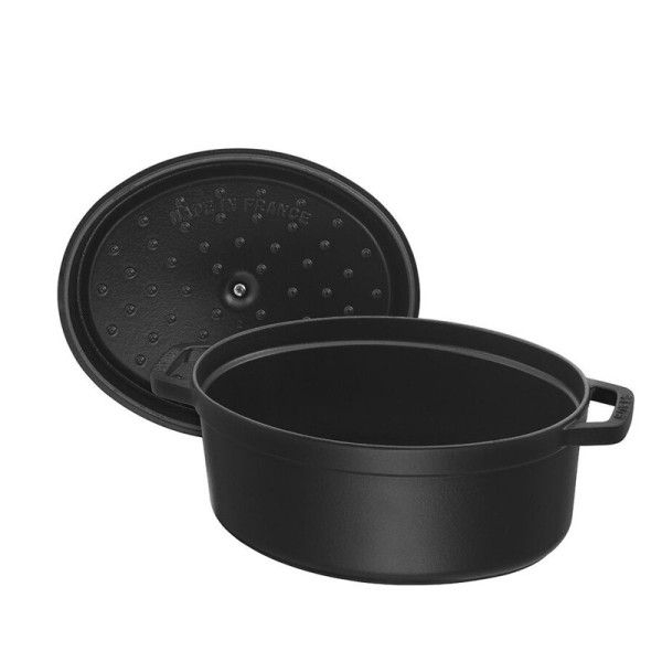 Oval casserole cocotte Staub 23cm - 4 colors
