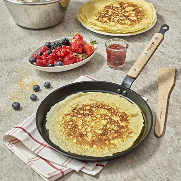 De Buyer Choc B crepe pan in wood - 2 sizes