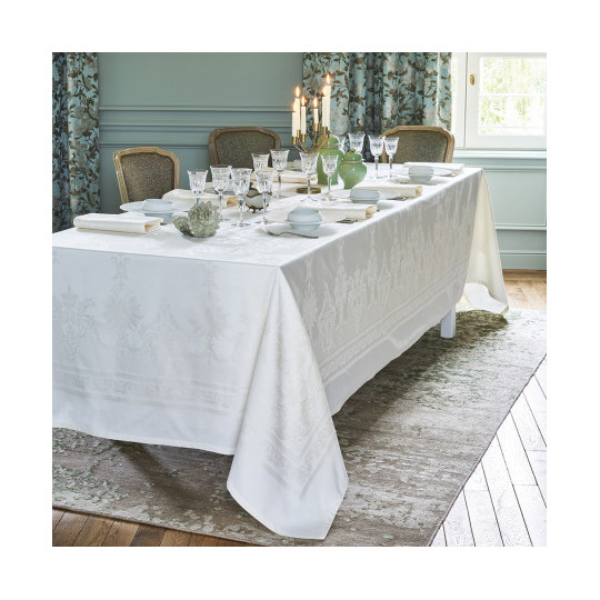 Garnier Thiebaut Beauregard Tablecloth - 2 colors
