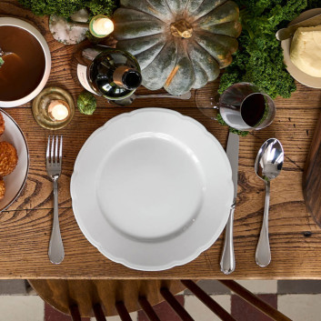 Degrenne 6 White Reminiscence Plates - 3 sizes