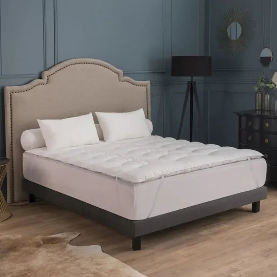 Drouault enveloping Arica mattress topper - 4 sizes