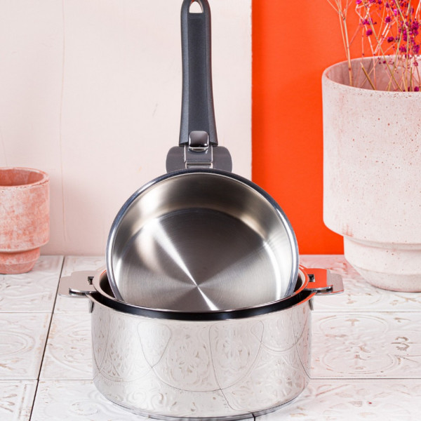 Cristel Mutine Evolution 3 Saucepan + 1 Removable Handle Set - 6 colors