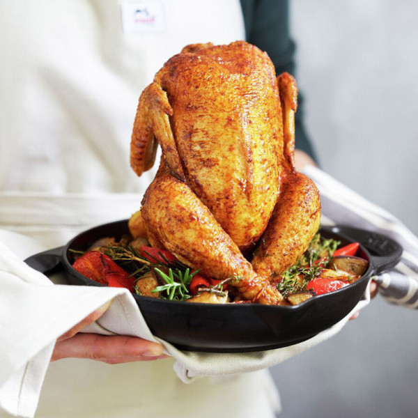 STAUB Enameled Cast Iron Roaster 24cm Matte Black