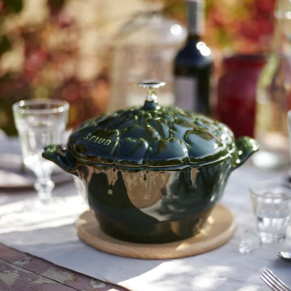 Staub Artichoke Cocotte - 22 cm