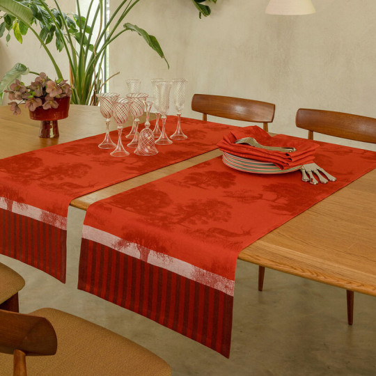 Le Jacquard Français Table runner Souveraine Linen - 3 colors