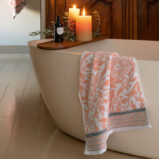 Le Jacquard Français bath towel Charme - 3 colors