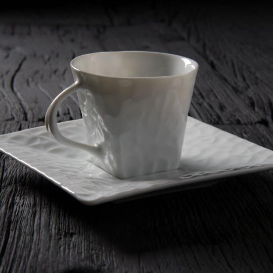 Jacques Pergay 6 Frangipani coffee cups and saucers
