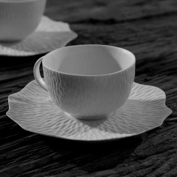 Jacques Pergay 6 Smock cups and saucers - 2 sizes