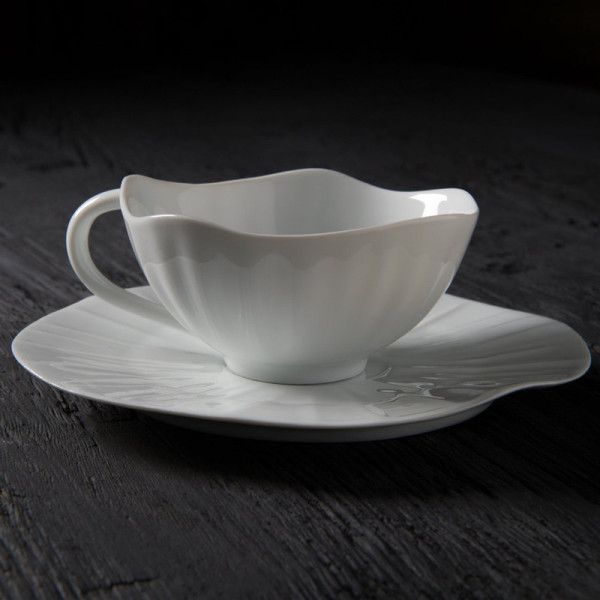 Jacques Pergay 6 Lotus cups and saucers - 2 sizes