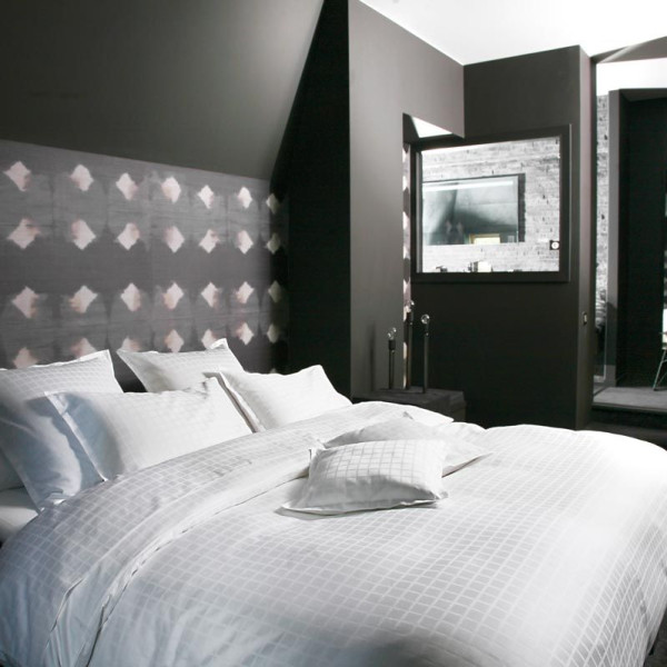 Blanc des Vosges Satin Palace bed set - 2 colors