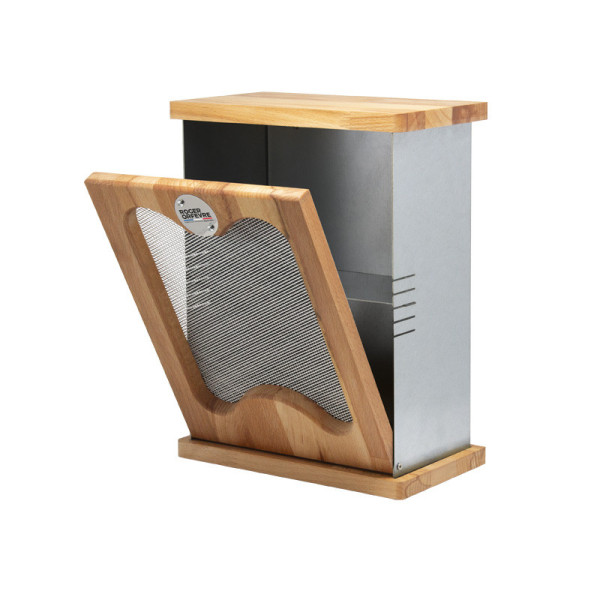 Roger Orfèvre Egg cellar wooden pantry