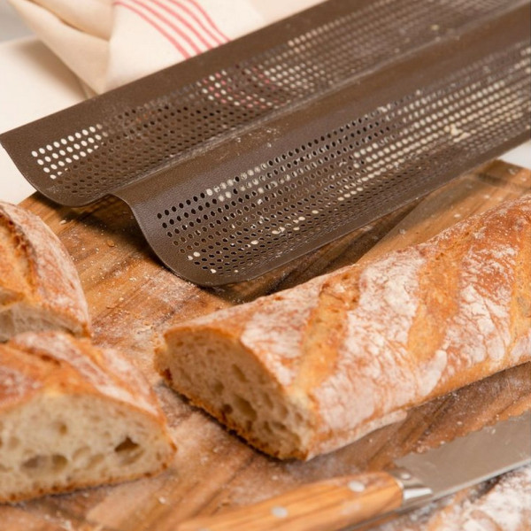 Perforated baking tray for 2 baguettes - non-stick - 380 x 160mm Gobel