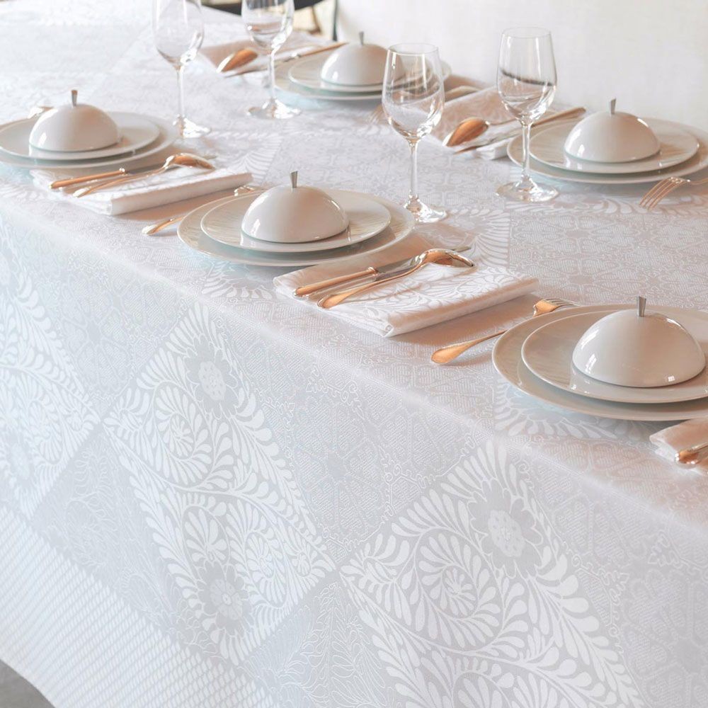 Le Jacquard Français Bosphore Tablecloth