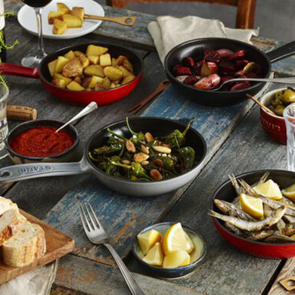 Staub cast iron frying pan 16cm - 2 colors