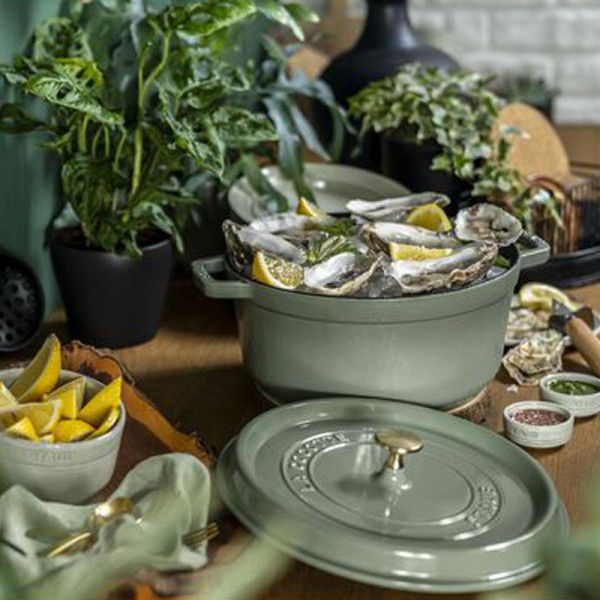 Staub round cocotte Eucalyptus cast iron - 3 diameters