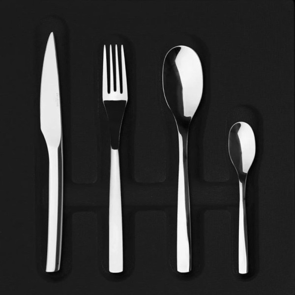 DEGRENNE Box of 124 place settings Guest Mirror