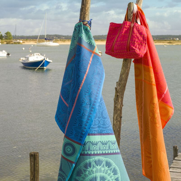 Le Jacquard Français Holi cotton beach towel - 2 colors