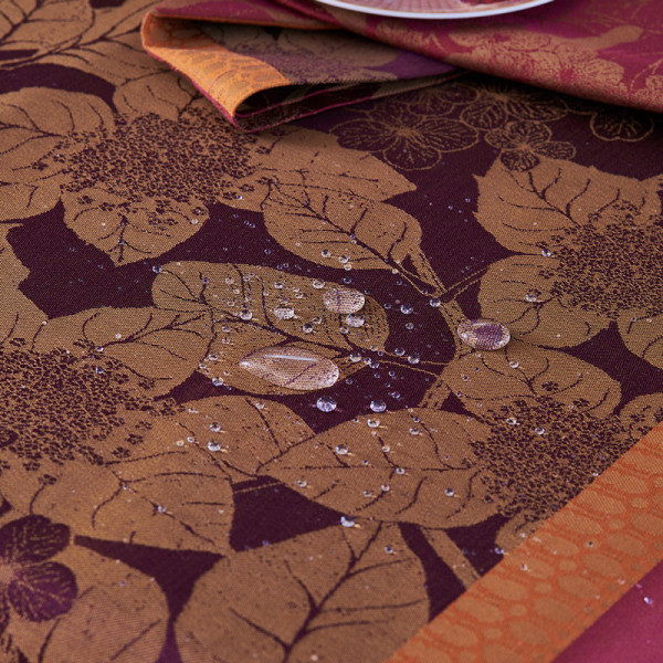 Garnier Thiebaut Hortensias Tablecloth - 2 colors 4 sizes