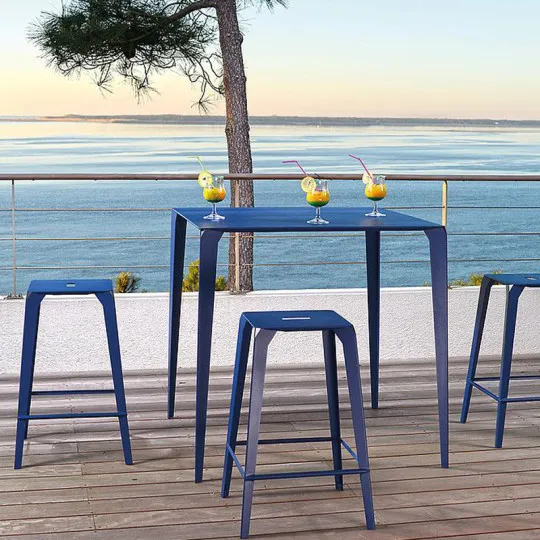 CARRIER Valence table 90x90cm - 32 colors 3 heights