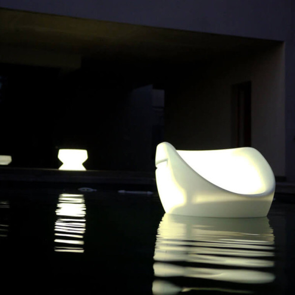 Link Boon's 3 in 1 illuminated armchair - remote control provided