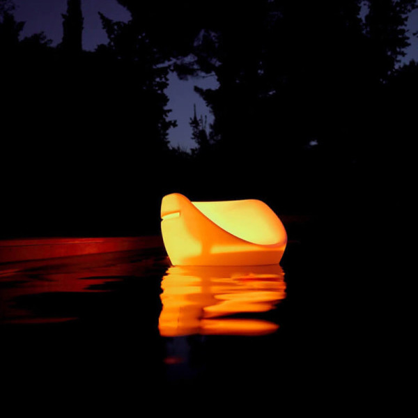 Link Boon's 3 in 1 illuminated armchair - remote control provided