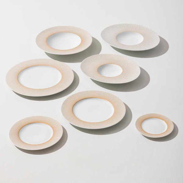 DEGRENNE 6 Graphic Classic gold plates - 7 sizes