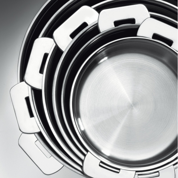 Cristel Casteline removable stainless steel graduated saucepan - 4 sizes