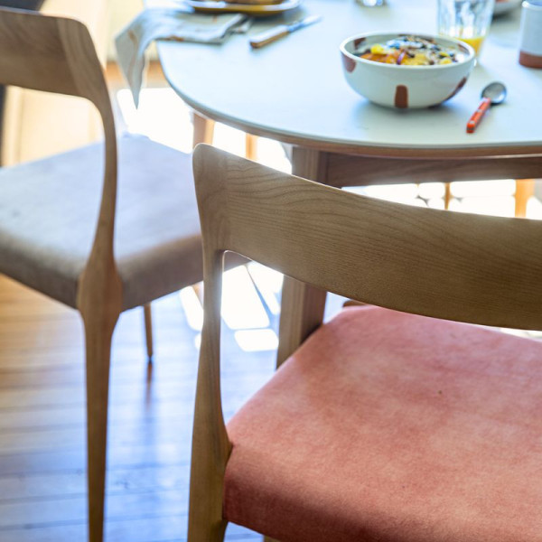 Dasras Zélie chair in ash wood and fabric - 9 finishes