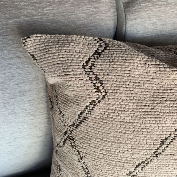 Pôdevache Evato square braided cushion 45x45cm