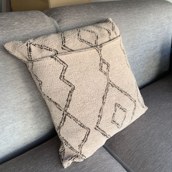 Pôdevache Evato square braided cushion 45x45cm