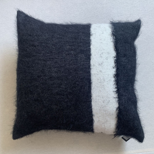 Pôdevache Faro mohair square cushion 45x45cm
