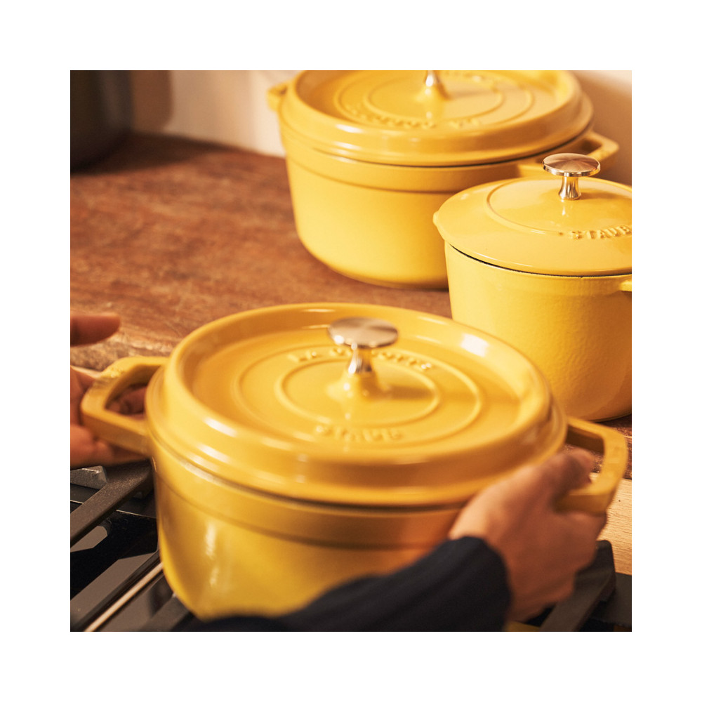 Staub cast iron cocotte round Lemon - 3 diameters