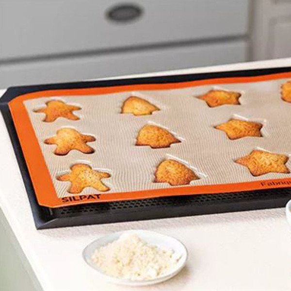 SILPAT 12 Christmas Cookies Silicone Cake Mold 40x30cm