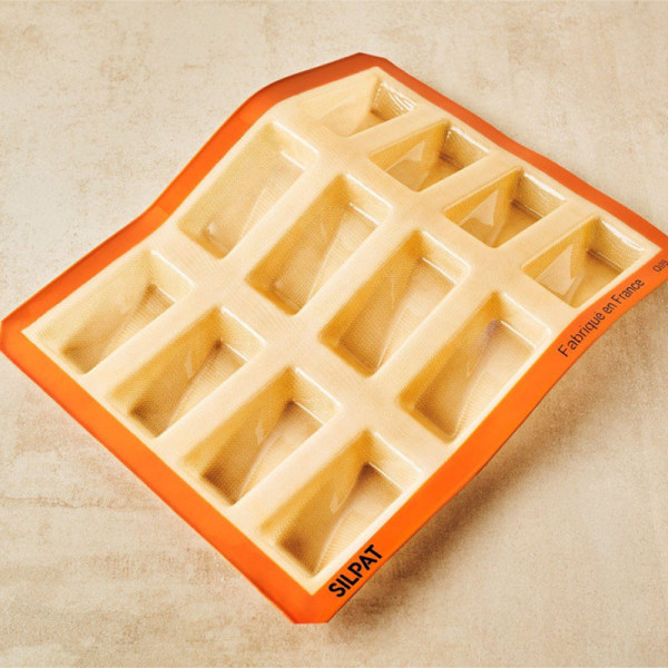 SILPAT 12 Twisted Bars Silicone Cake Mold 40x30cm