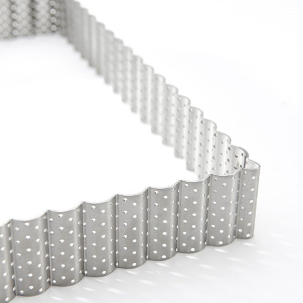 DE BUYER Square Fluted Perforated Stainless Steel Tart Ring, 23cm