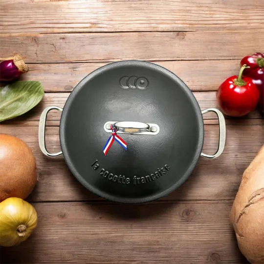 LA COCOTTE FRANCAISE Cast Iron Cocotte 26cm Intense Black Parisian Café
