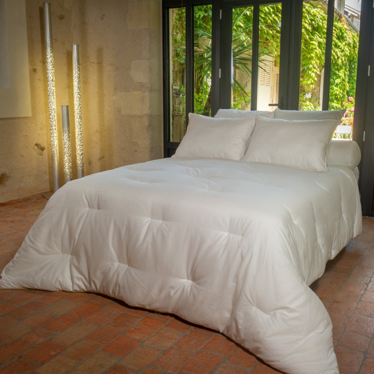 LESTRA Fjord Grand Hôtel Lightweight 150g/m² Twin Duvet - 6 Sizes