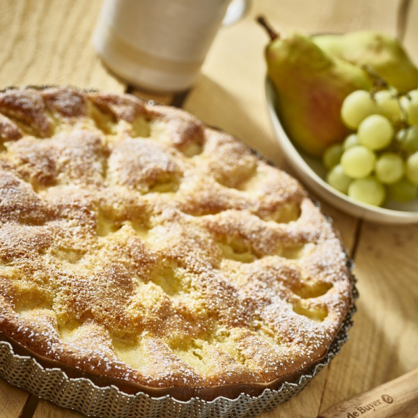 DE BUYER tainless steel fluted tart mold with removable bottom