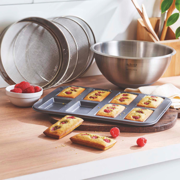 DE BUYER Non-Stick Steel 8-Hole Financier Pan