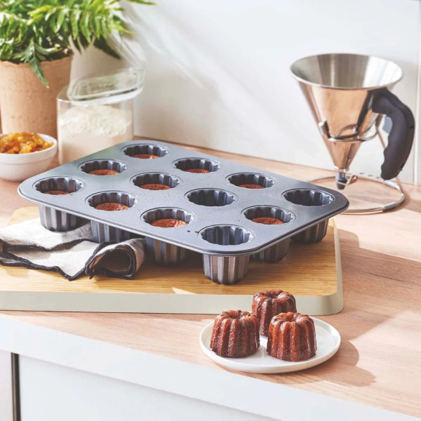 DE BUYER 12-piece Bordeaux cannelé mold, non-stick steel