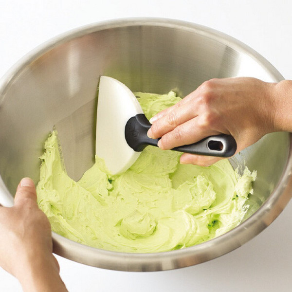 MATFER Silveo 12cm Flexible Scraper Spatula
