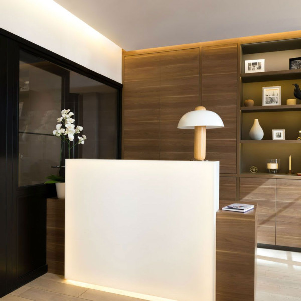 Kos Lighting Clochette Bell Table Lampe