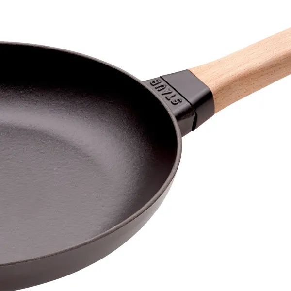 Staub cast iron stove with wooden handle - 4 sizes